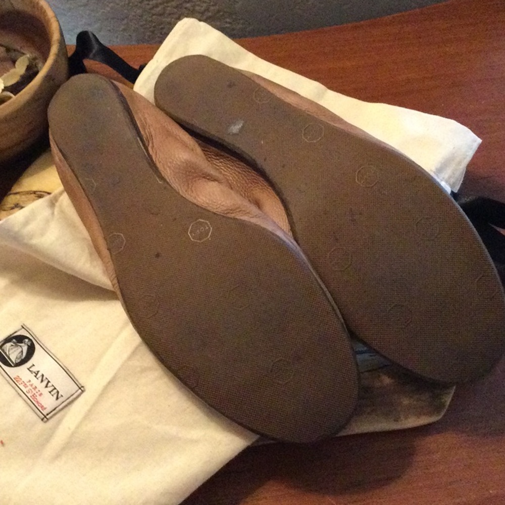 Lanvin Women's Tan Ballet Flats - Picture 4 of 8